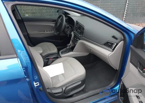 2017 Hyundai Elantra Se z USA, uszkodzony, nr VIN 5NPD74LF9HH111875